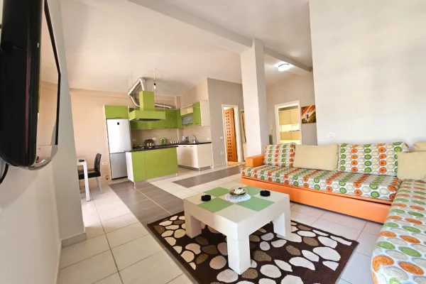 Shtepi ne shitje Apartament ne Durres, 2+1, Mobilimi E mobiluar, Pagesa 1,200,000  Euro.