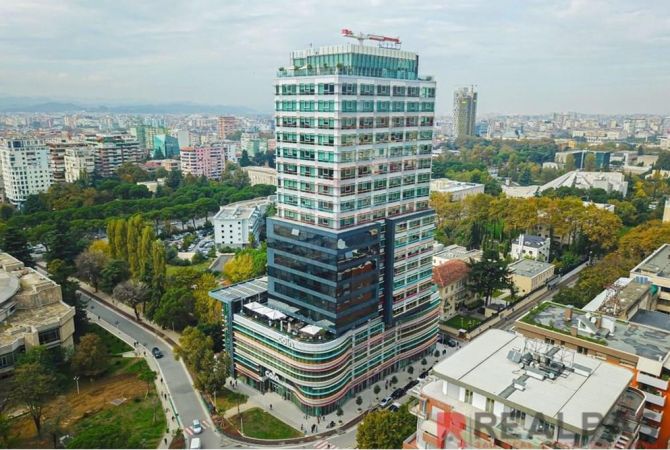 Jepet me Qira Ambient Komercial – Rr. Themistokli Germenji, Tirane