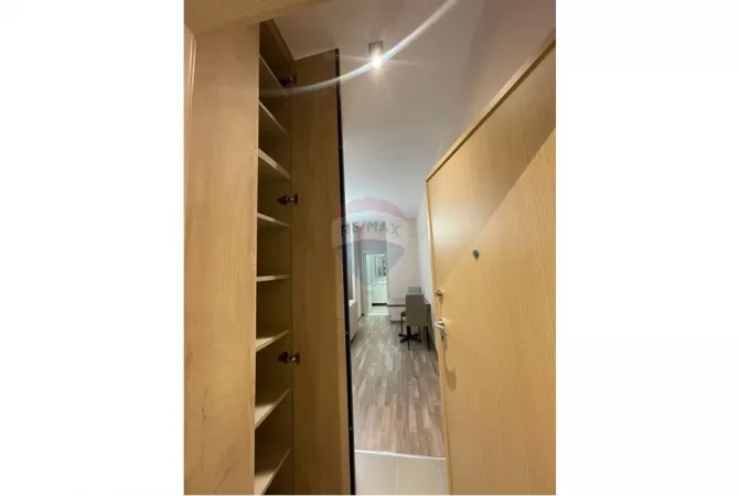 Shtepi me qera Apartament ne Tirane, 1+1, Mobilimi E mobiluar, Pagesa 45,000  Leke.
