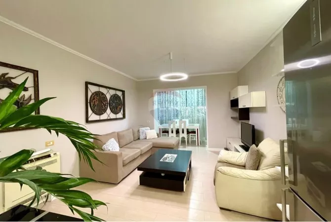 Apartament me qira 