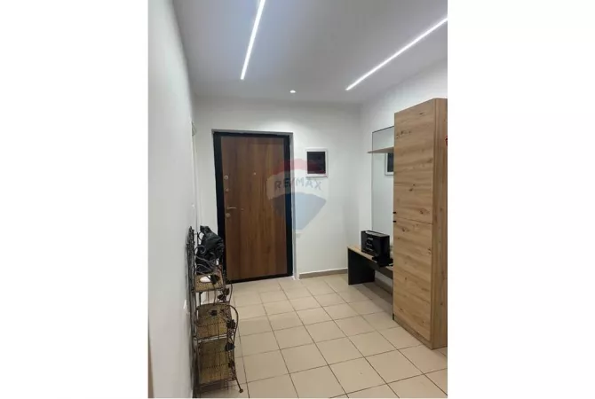 Shtepi me qera Apartament ne Tirane, 1+1, Mobilimi E mobiluar, Pagesa 550  Euro.