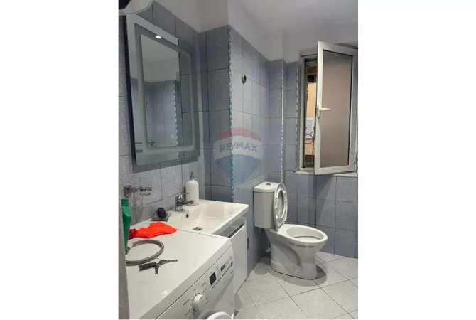 Shtepi me qera Apartament ne Tirane, 1+1, Mobilimi E mobiluar, Pagesa 550  Euro.