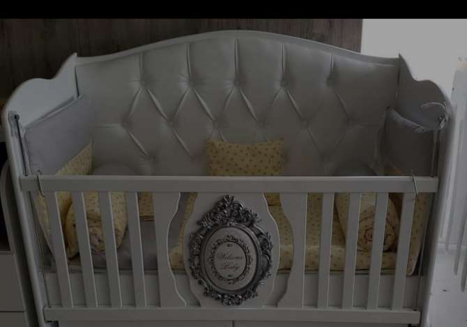 Veshje dhe Aksesor per Femije ne Fier - 35,000 Leke