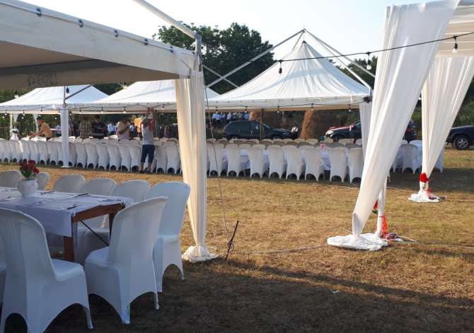 Ofrohen dekorime per dasma dhe evente.