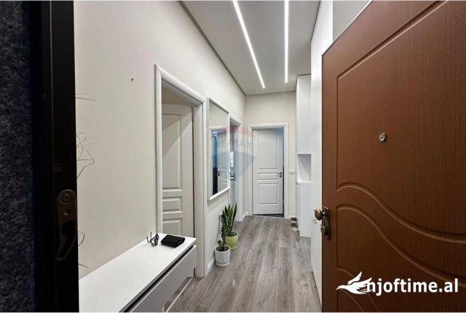 Appartamento in vendita a Tirana 3+1, Arredato