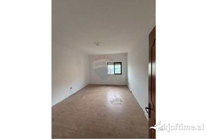 SHITET APARTAMENT 3+1+2 KOMUNA E PARISIT!