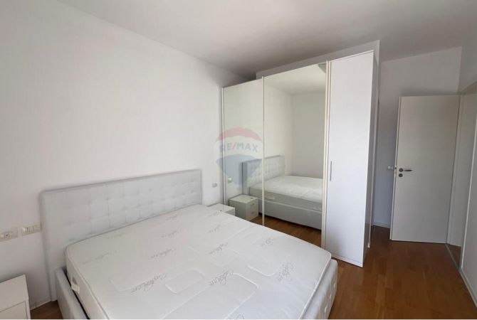 Apartament 2+1+2, Kopshti Botanik