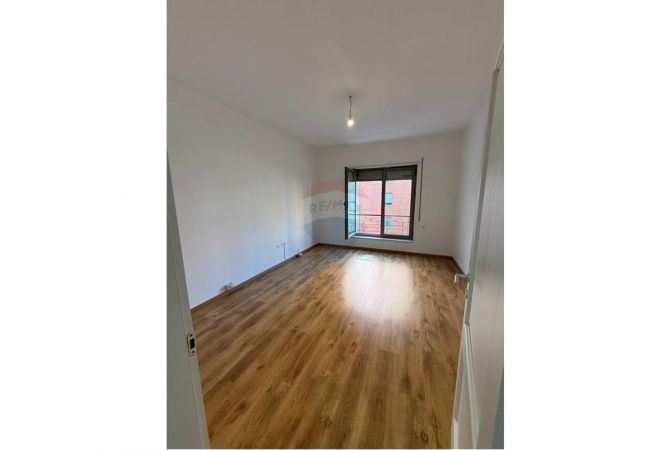 Apartment for rent in Tirana 2+1, In Part