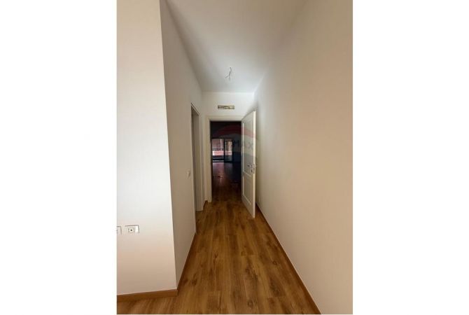 Apartment for rent in Tirana 2+1, In Part