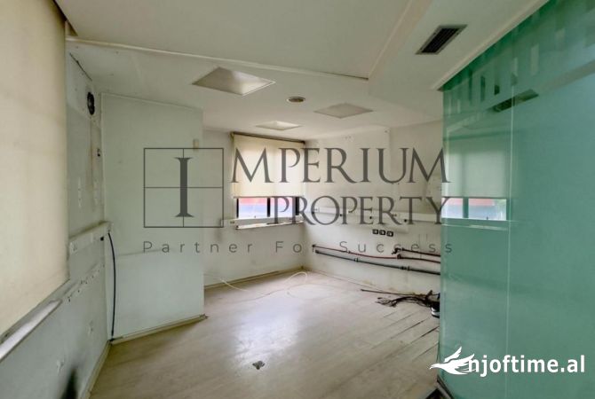 Business Property for Rent 3+1 in Tirana - 1,700 Euro