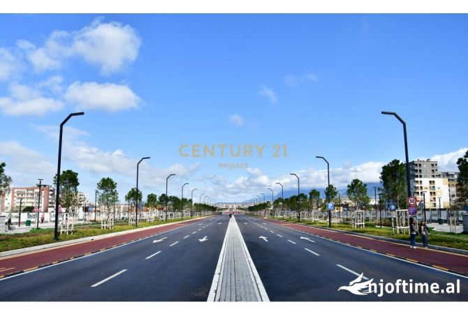 Business Property for Rent 1+1 in Tirana - 2,500 Euro