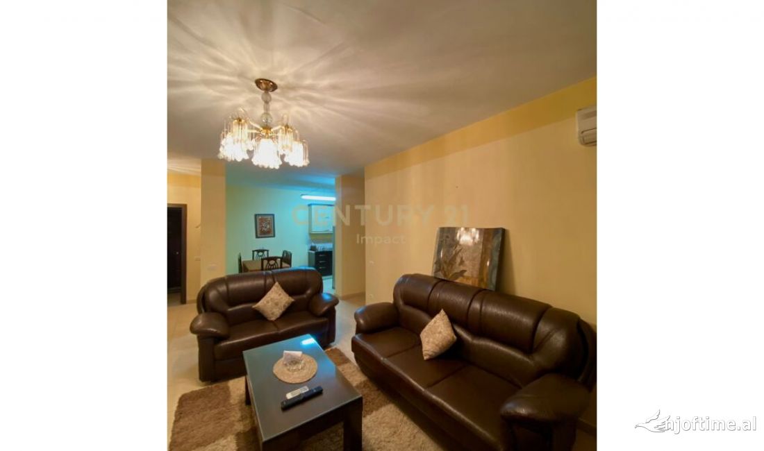 Shtepi ne shitje Apartament ne Tirane, 2+1, Mobilimi E mobiluar, Pagesa 105,000  Euro.