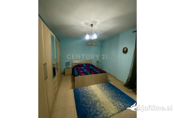 Shtepi ne shitje Apartament ne Tirane, 2+1, Mobilimi E mobiluar, Pagesa 105,000  Euro.