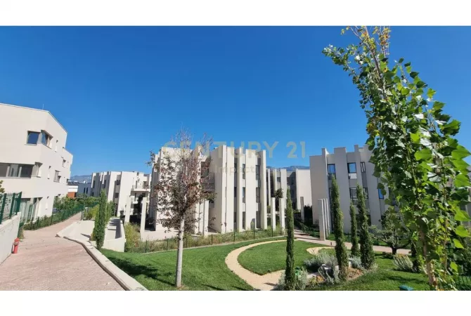 Vila Elitare per shitje ne zonen e Liqenit te Thate "GREEN VALLEY".1.550.000€