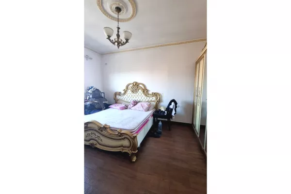 Shtepi ne shitje Shtepi Private ne Tirane, 7+1, Mobilimi Pjeserisht e mobiluar, Pagesa 590,000  Euro.