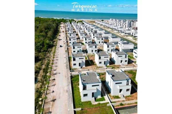 Shtepi ne shitje Vila Luksoze ne Durres, 3+1, Mobilimi Bosh, pa mobiluar, Pagesa 464,000  Euro.