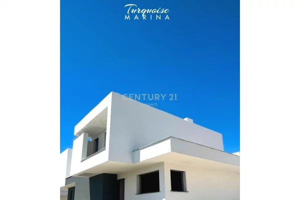 Shtepi ne shitje Vila Luksoze ne Durres, 3+1, Mobilimi Bosh, pa mobiluar, Pagesa 670,000  Euro.