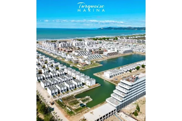 Shtepi ne shitje Vila Luksoze ne Durres, 3+1, Mobilimi Bosh, pa mobiluar, Pagesa 670,000  Euro.