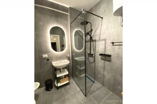 Apartment for sale in Tirana 2+1, Furnished