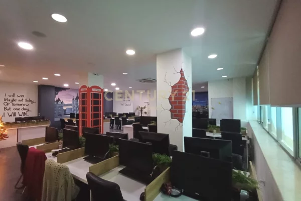 Ambient biznesi ne shitje 3+1 ne Tirane - 888,000 Euro