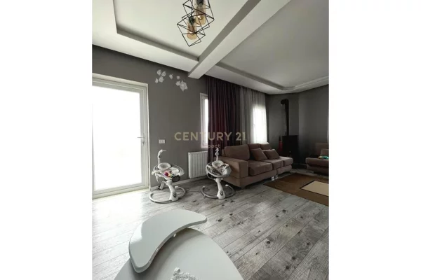 Casa in vendita 5+1 a Tirana - 350,000 Euro