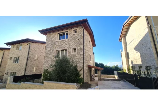 VILE INDIVIDUALE TE SECRET GARDEN!