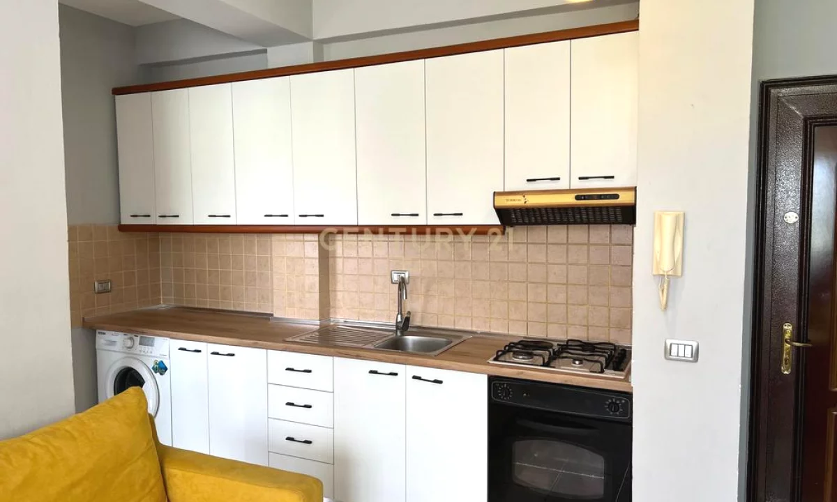 Appartamento in vendita a Durazzo 1+1, Arredato