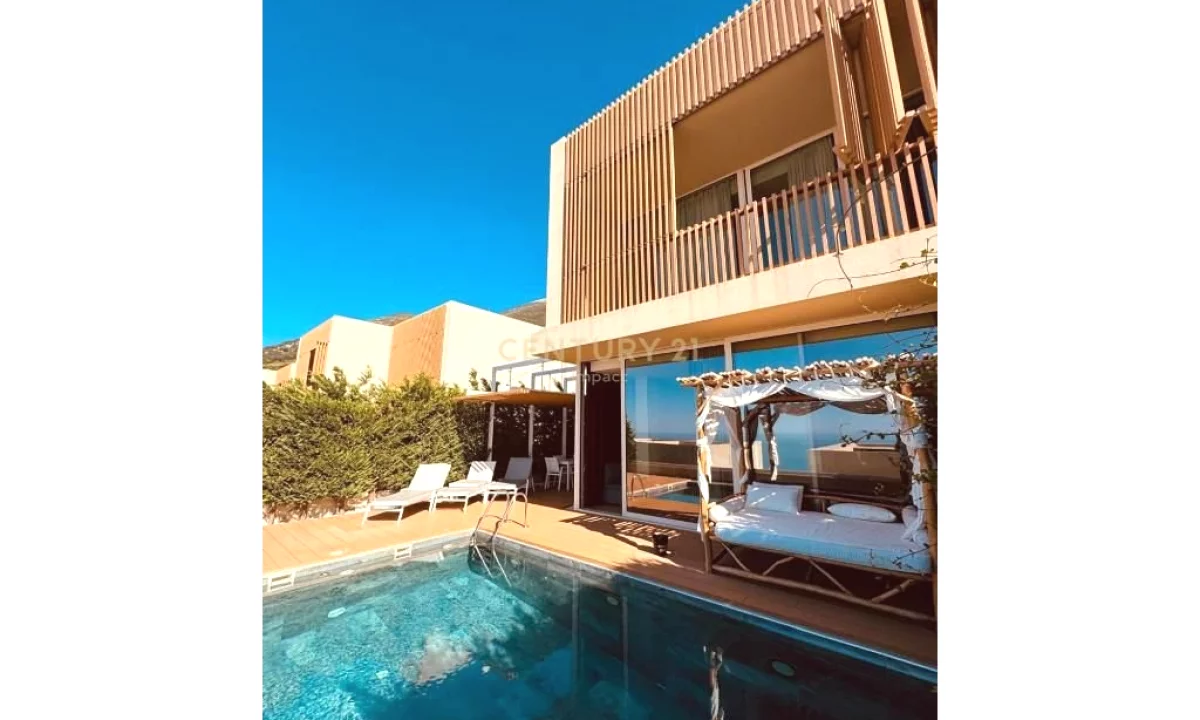 Villa di lusso in vendita a Valona 3+1, Arredato