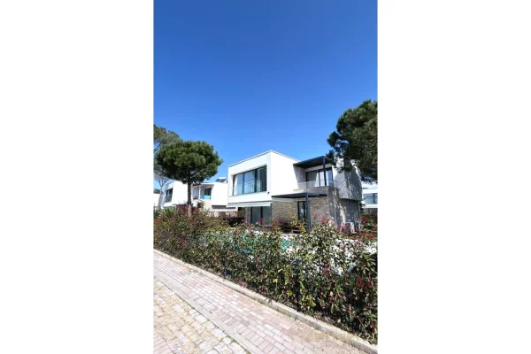 Villa di lusso in vendita a Durazzo 2+1, Arredato