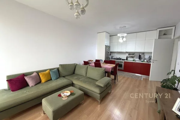 Shesim apartament 2+1+2 ne Rrugen 