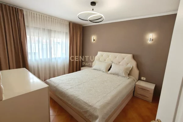 Apartment for sale in Tirana 1+1, Furnished