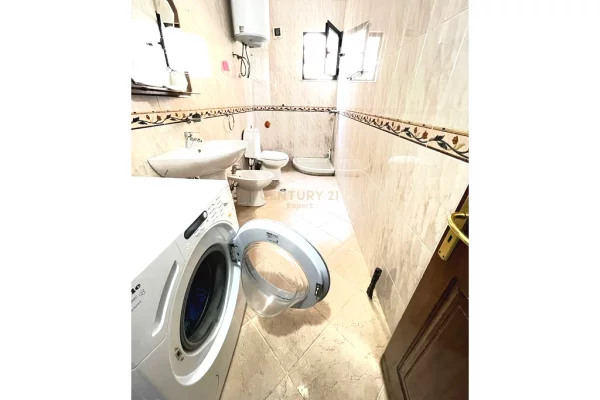 Shtepi me qera Apartament ne Tirane, 1+1, Mobilimi E mobiluar, Pagesa 500  Euro.