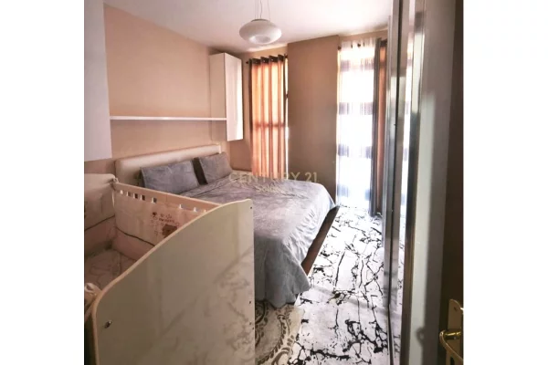 Apartment for sale in Tirana 1+1, In Part