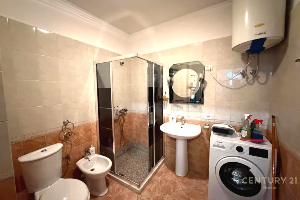 Shtepi me qera Apartament ne Tirane, 1+1, Mobilimi E mobiluar, Pagesa 500  Euro.