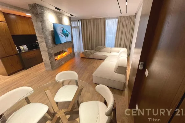 House for Rent 2+1 in Tirana - 1,800 Euro