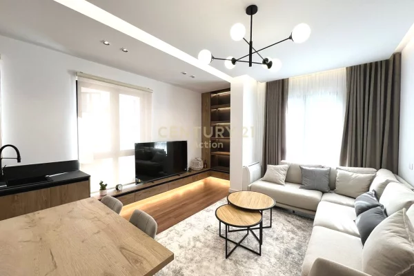 House for Rent 1+1 in Tirana - 720 Euro