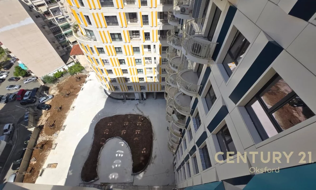 Shtepi me qera Apartament ne Tirane, 3+1, Mobilimi E mobiluar, Pagesa 1,800  Euro.