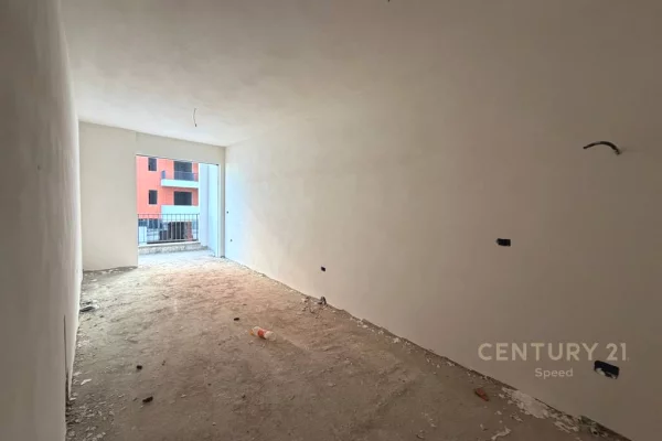 Apartament 2+1 ne Paskuqan per shitje!