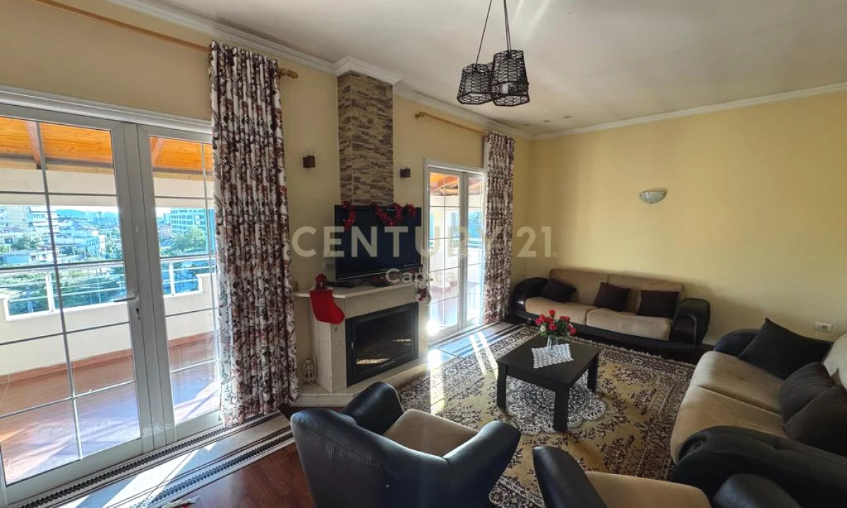 Shtepi ne shitje Apartament ne Tirane, 6+1, Mobilimi Pjeserisht e mobiluar, Pagesa 644,000  Euro.