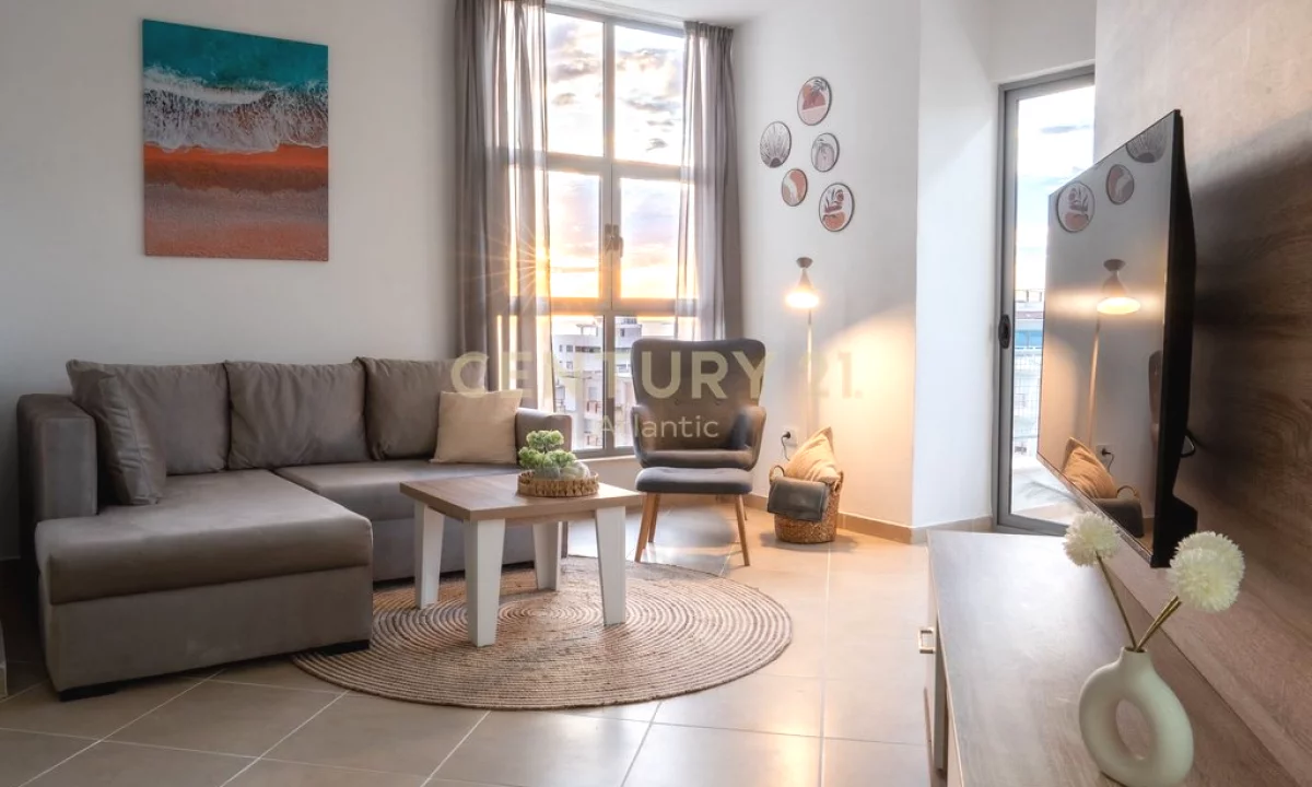 Shtepi ne shitje Apartament ne Durres, 2+1, Mobilimi E mobiluar, Pagesa 120,000  Euro.
