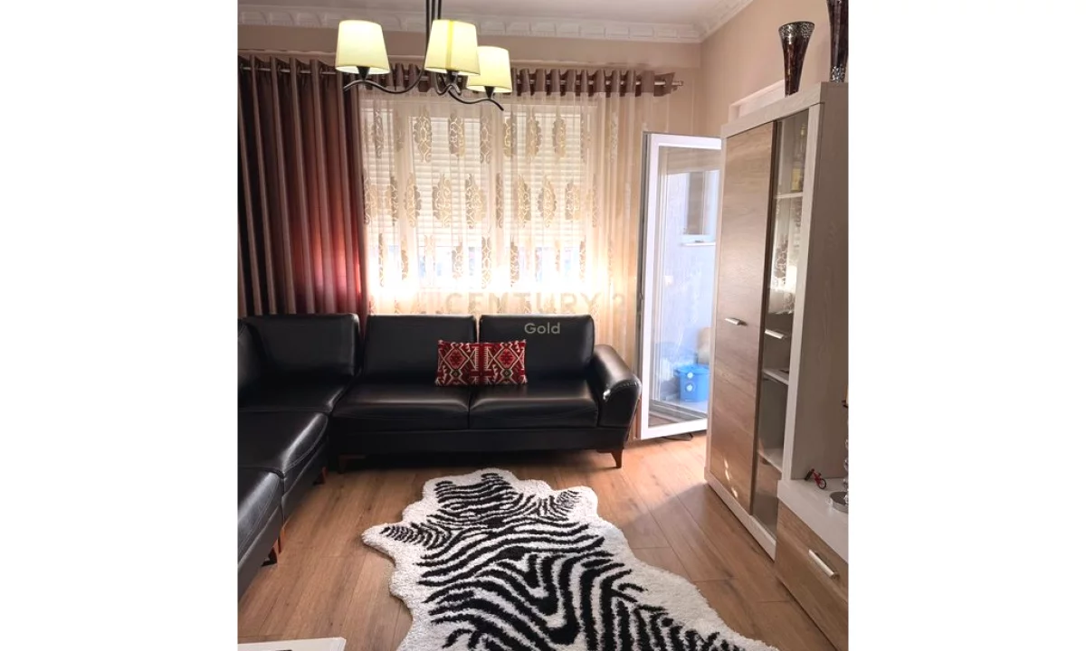 Shtepi ne shitje Apartament ne Tirane, 2+1, Mobilimi Pjeserisht e mobiluar, Pagesa 306,900  Euro.