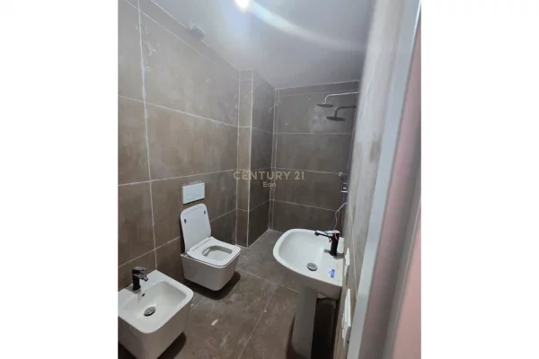 Shtepi ne shitje Apartament ne Sarande, 1+1, Mobilimi Pjeserisht e mobiluar, Pagesa 209,225  Euro.
