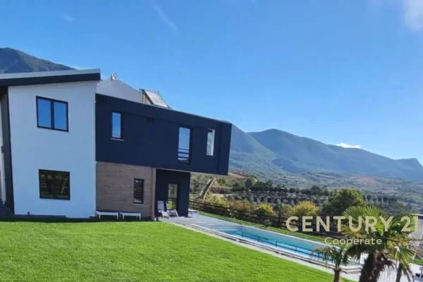 Shtepi ne shitje 3+1 ne Tirane - 780,000 Euro