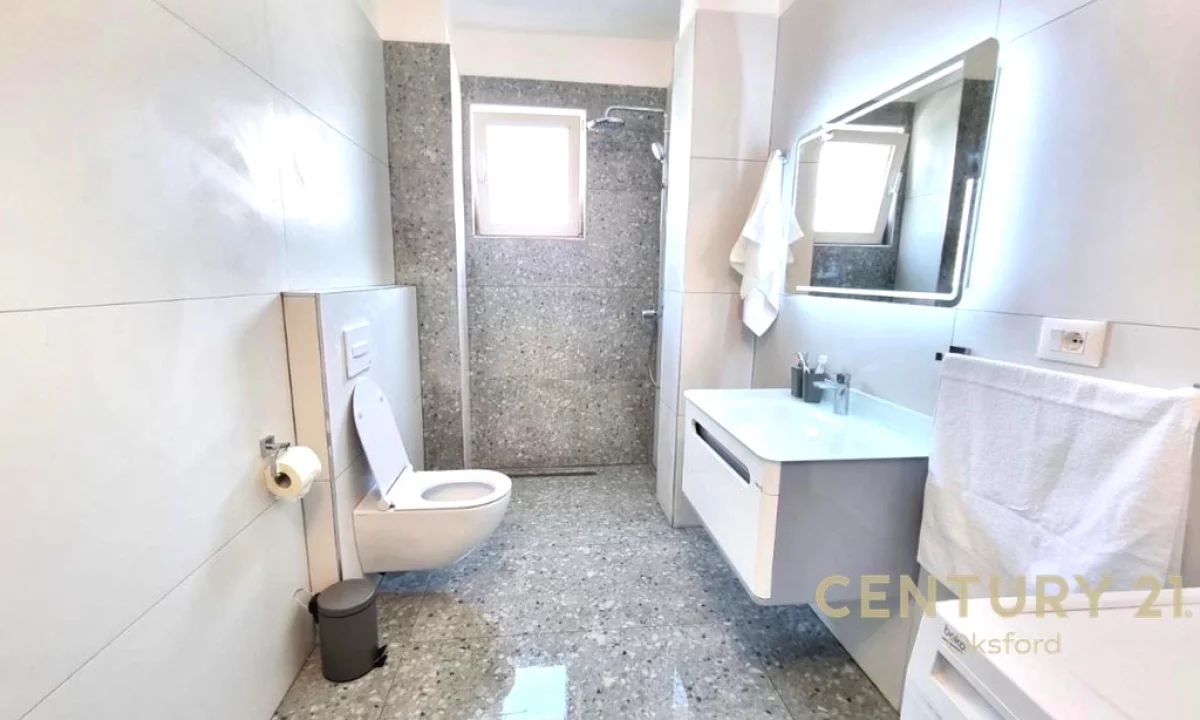 Shtepi me qera Apartament ne Tirane, 2+1, Mobilimi E mobiluar, Pagesa 600  Euro.