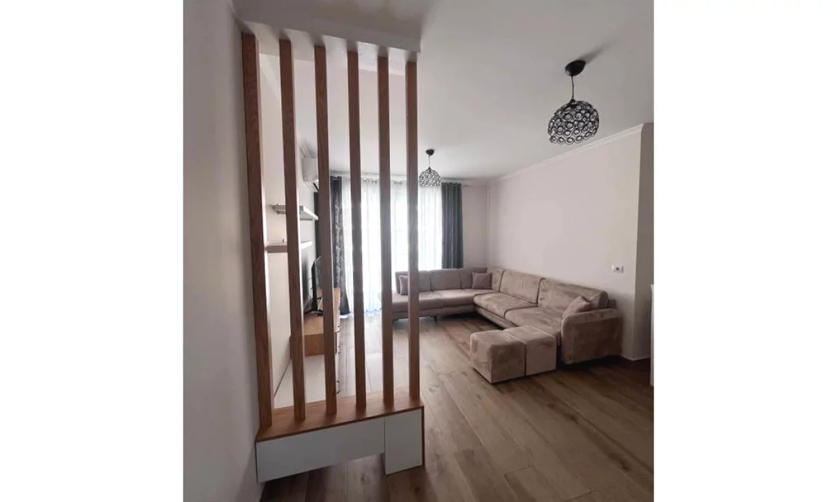 Shtepi me qera Apartament ne Tirane, 2+1, Mobilimi E mobiluar, Pagesa 850  Euro.