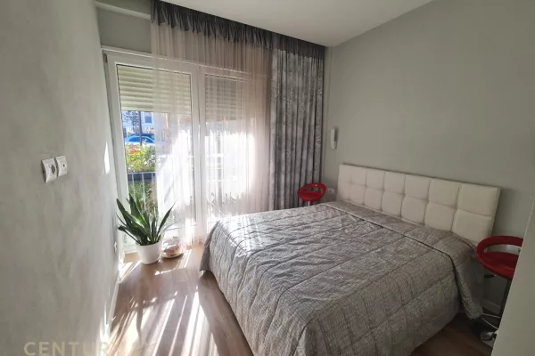 Shtepi ne shitje Apartament ne Tirane, 3+1, Mobilimi E mobiluar, Pagesa 430,000  Euro.
