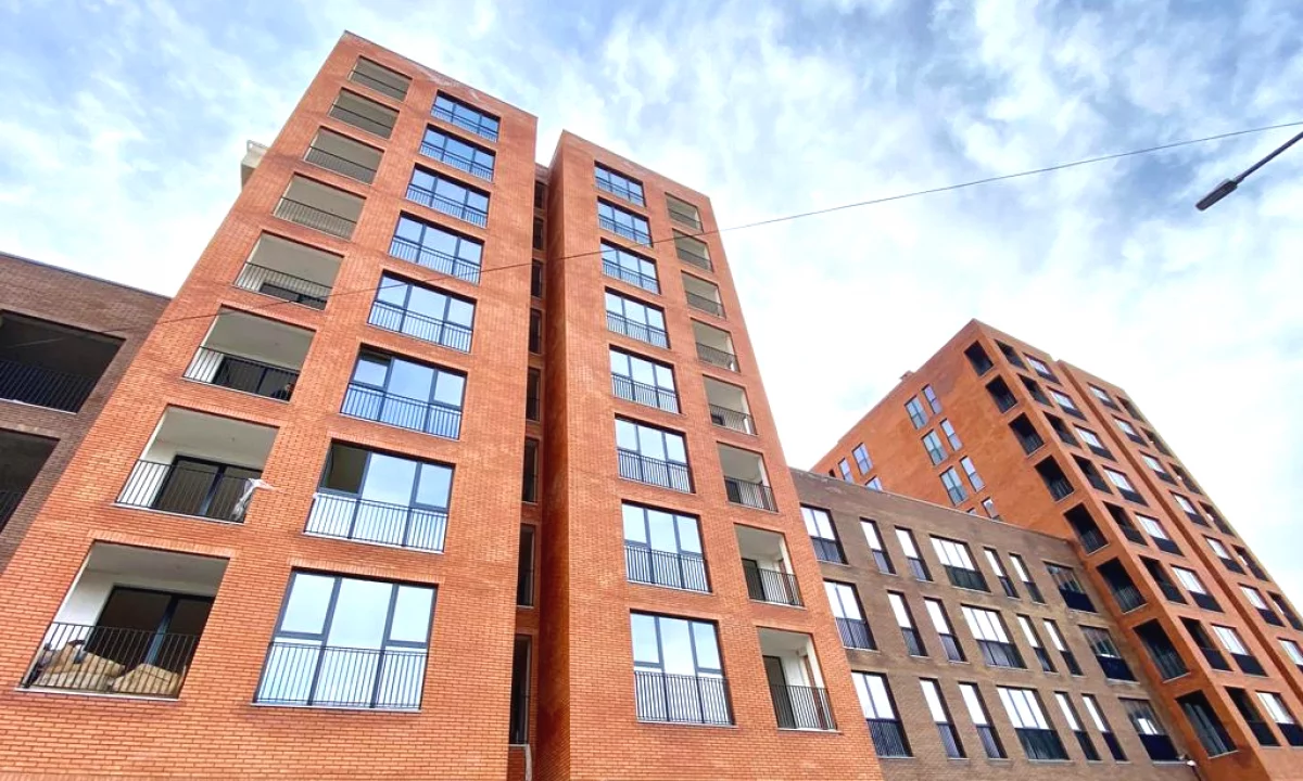 Shtepi ne shitje Apartament ne Tirane, 1+1, Mobilimi Bosh, pa mobiluar, Pagesa 132,000  Euro.