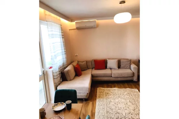 Shtepi me qera 1+1 ne Tirane - 650 Euro