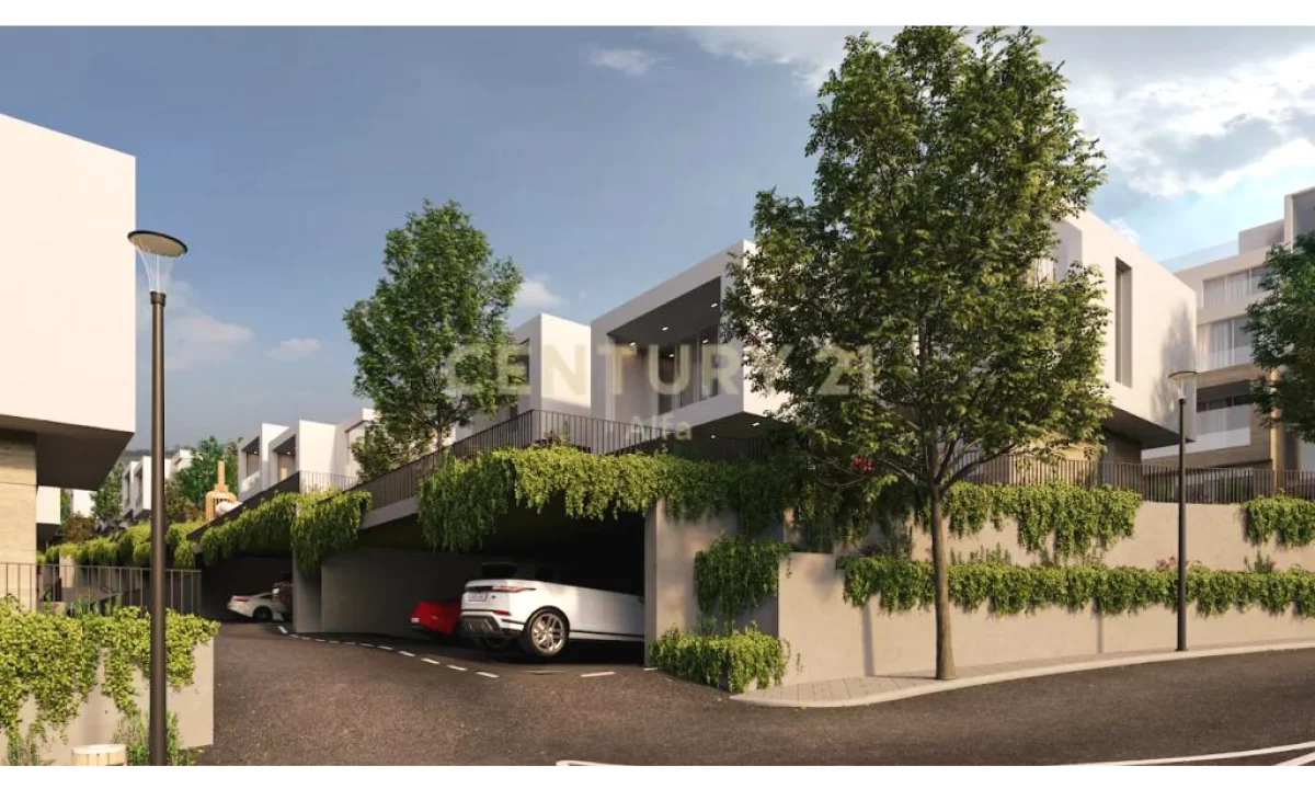 Luxury villas for sale in Tirana 3+1, Emty