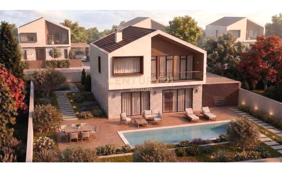 Shtepi ne shitje Vila Luksoze ne Tirane, 3+1, Mobilimi Bosh, pa mobiluar, Pagesa 550,000  Euro.